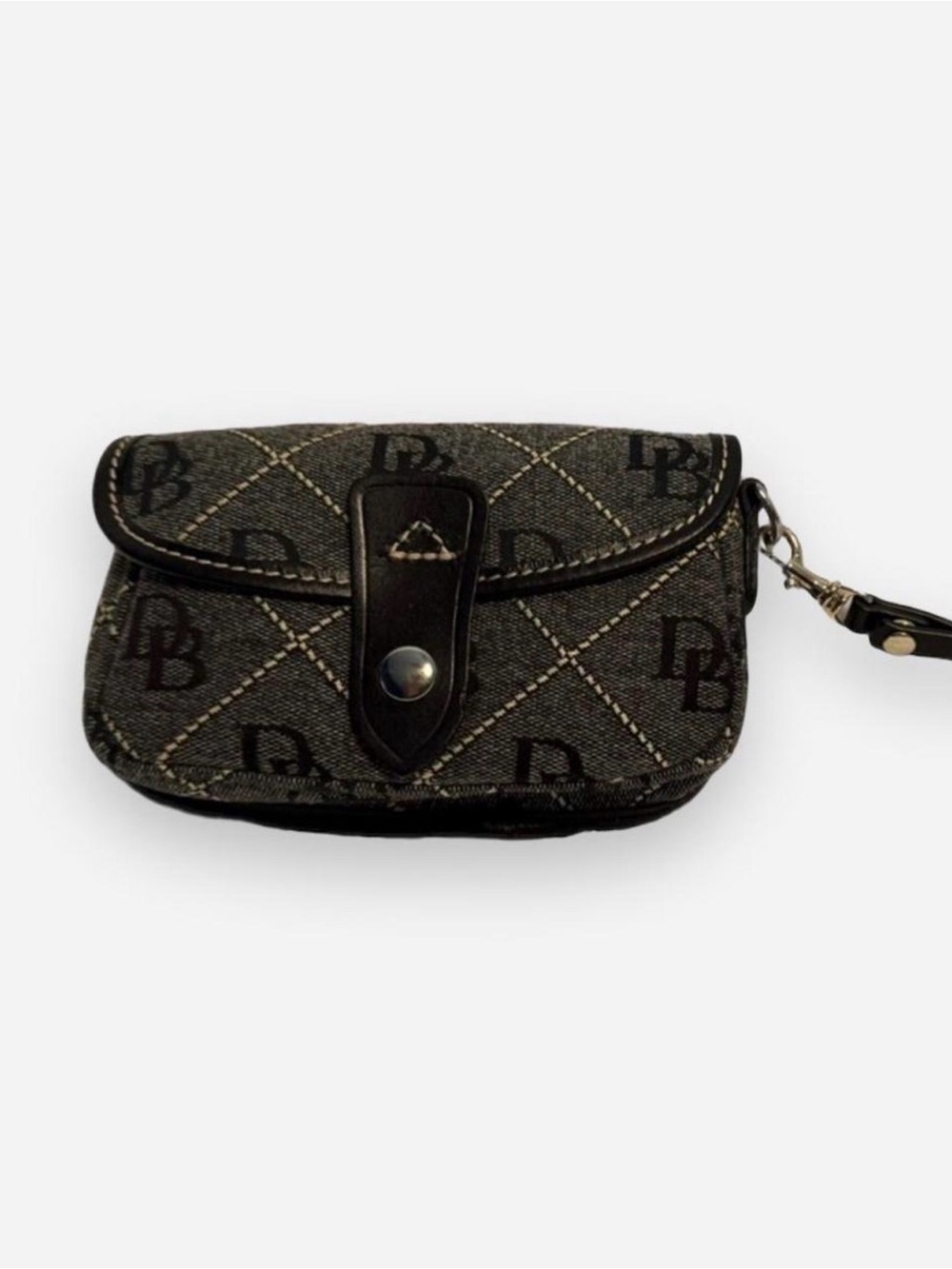 Dooney & Bourke Black Quilted Logo Wristlet Clutch